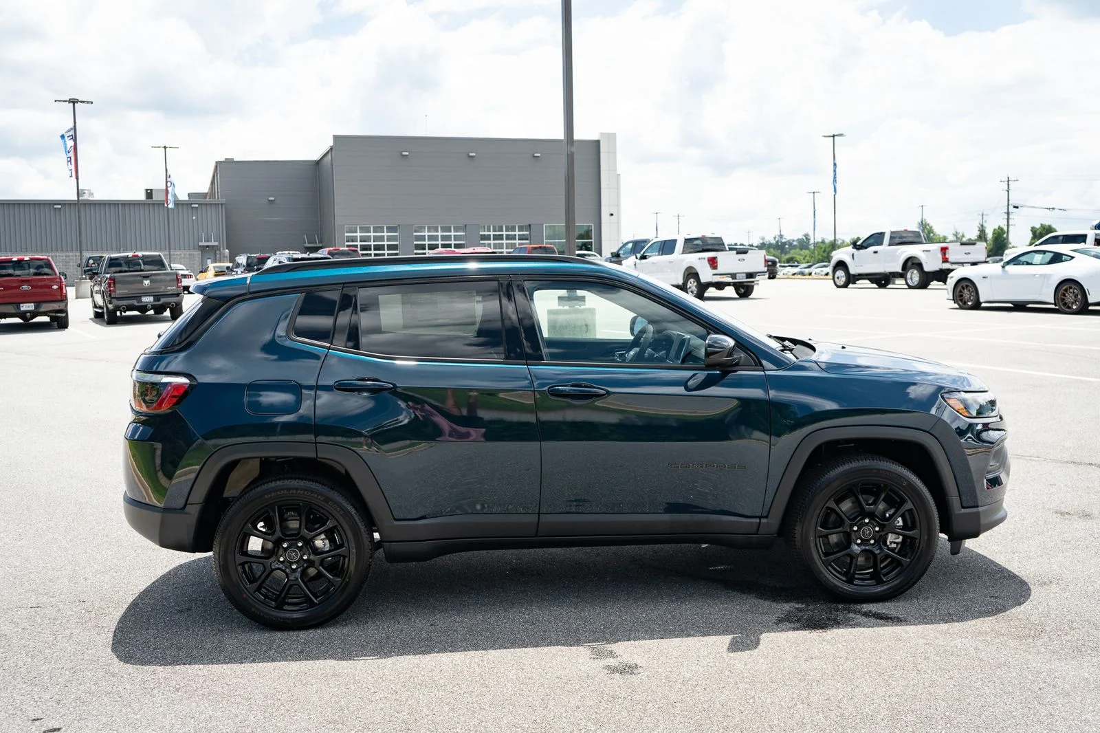 New 2026 Blue Jeep Latitude image 11