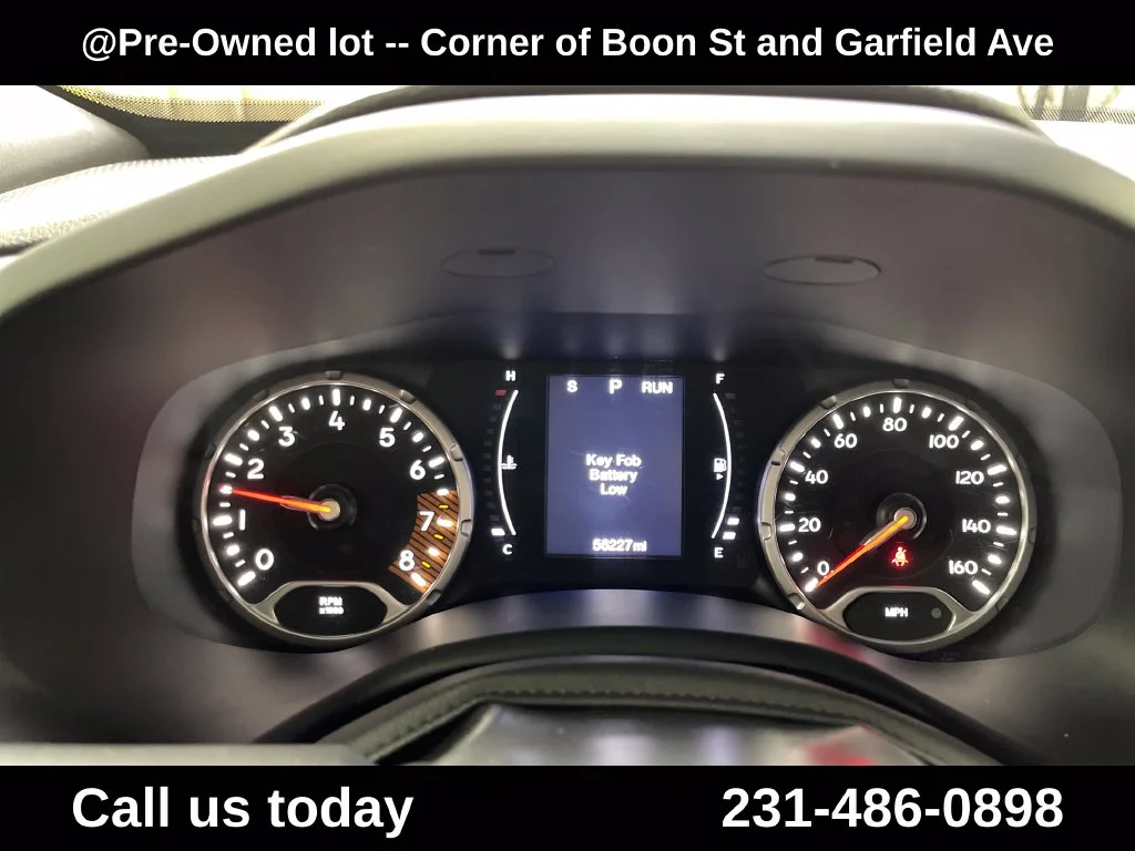 Used 2020 Blue Jeep Latitude image 21