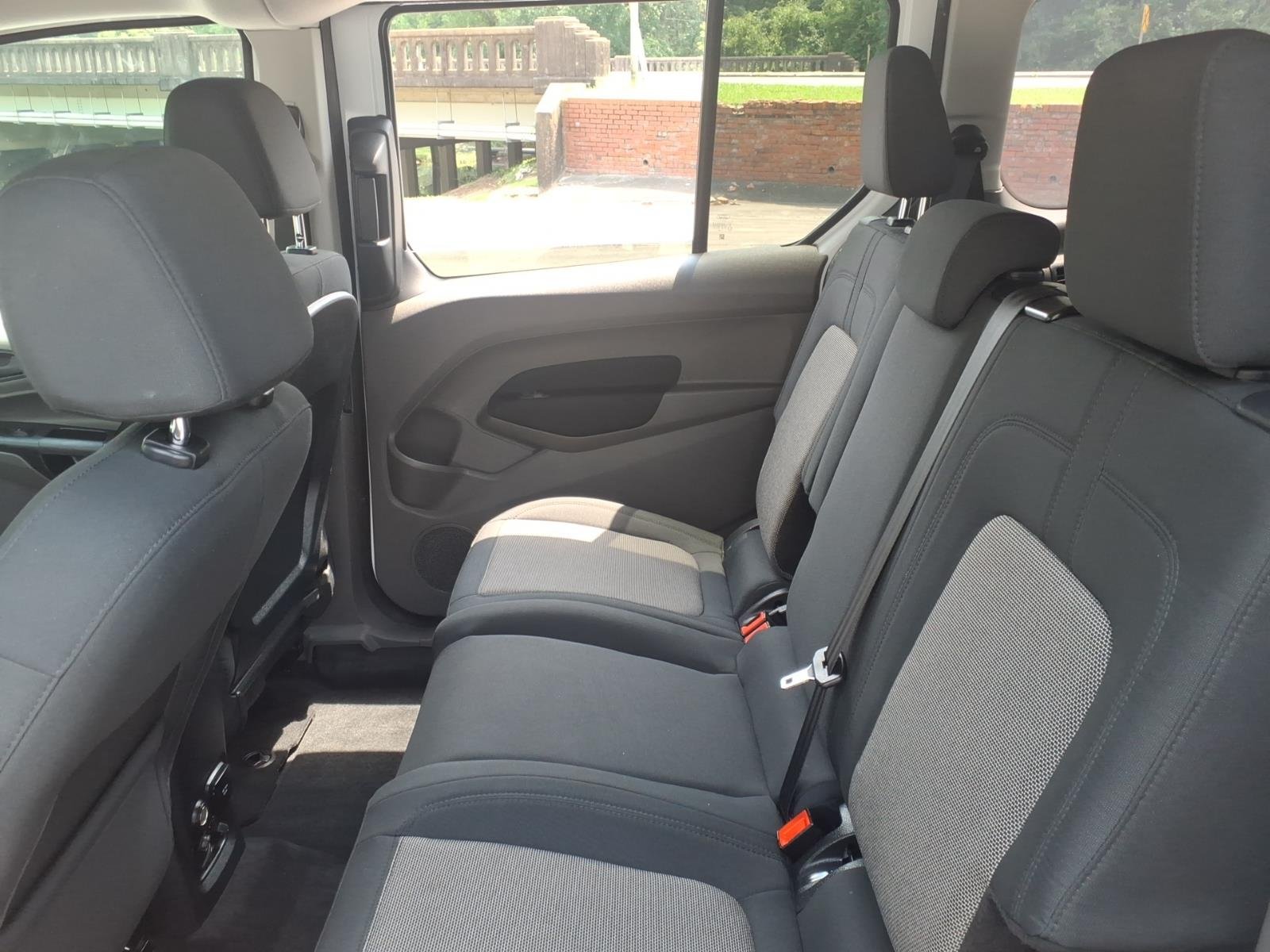 Used 2020 Frozen White Ford XL image 9