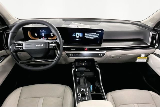 Used 2026 Gray Kia EX image 6