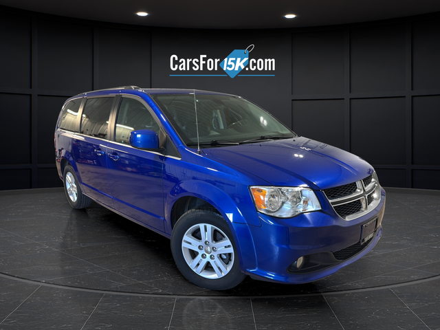 Used 2019 Indigo Blue Clearcoat Dodge  image 1
