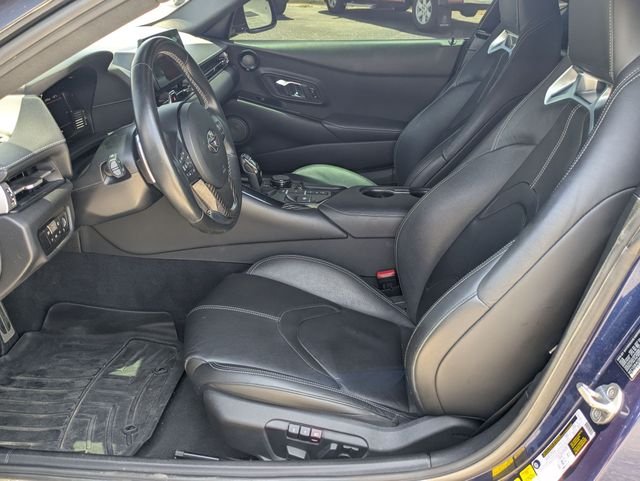 Used 2020 Blue Toyota 3.0 image 12