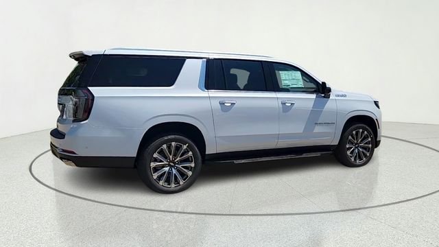 New 2026 White Chevrolet High Country image 8