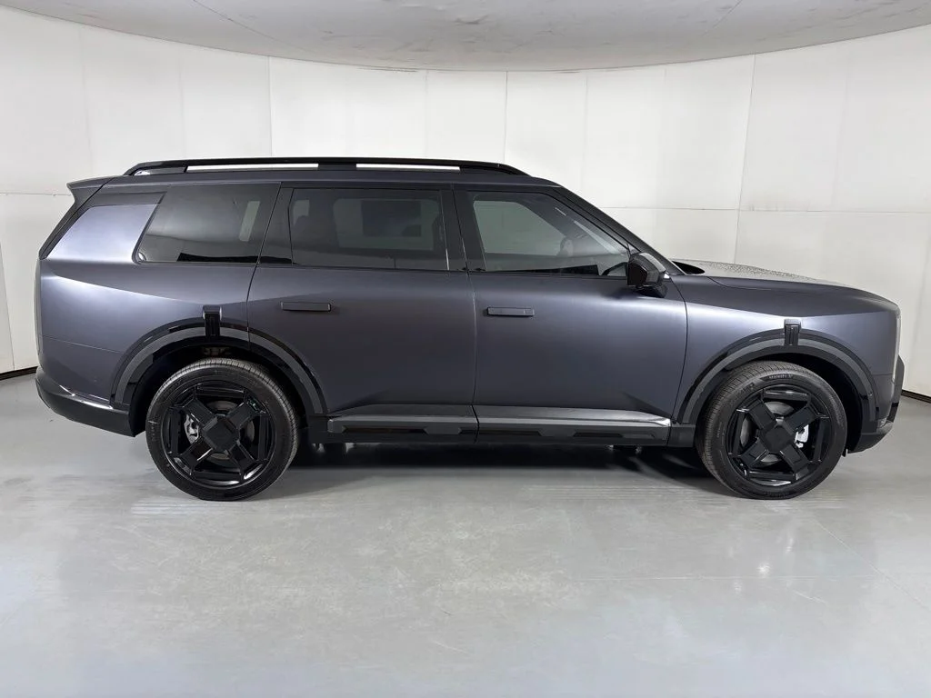 New 2027 Panthera Metal Matte Kia X-Line SX Prestige image 9