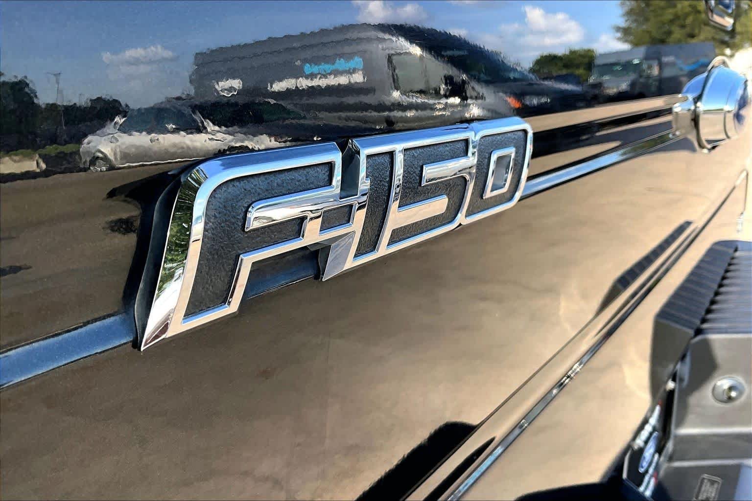 Used 2010 Tuxedo Black Ford XLT image 8