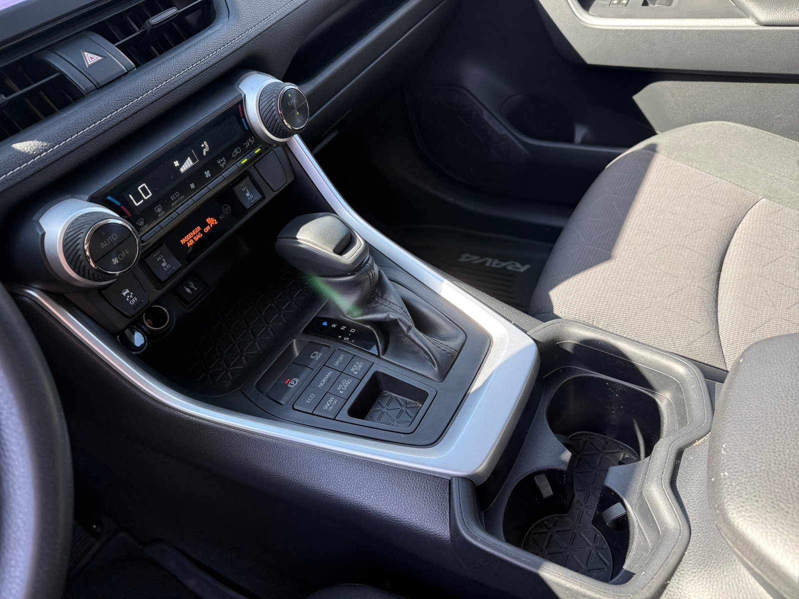Used 2019 Blue Flame Toyota XLE image 13