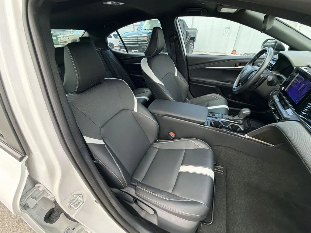 Used 2025 White Toyota SE image 35