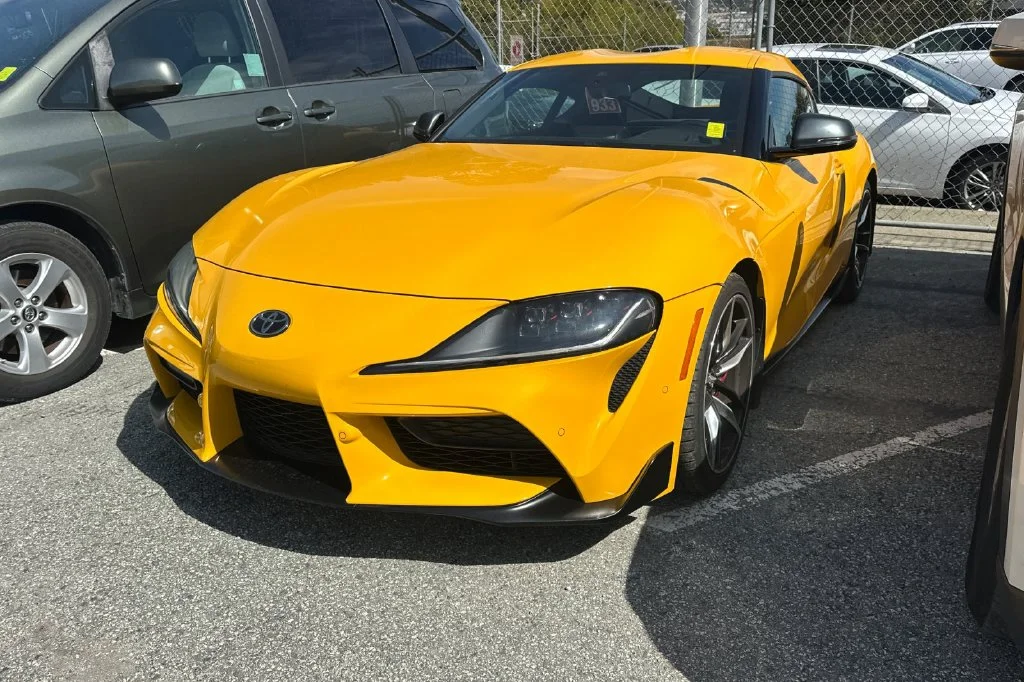 Used 2021 Yellow Toyota 3.0 image 2