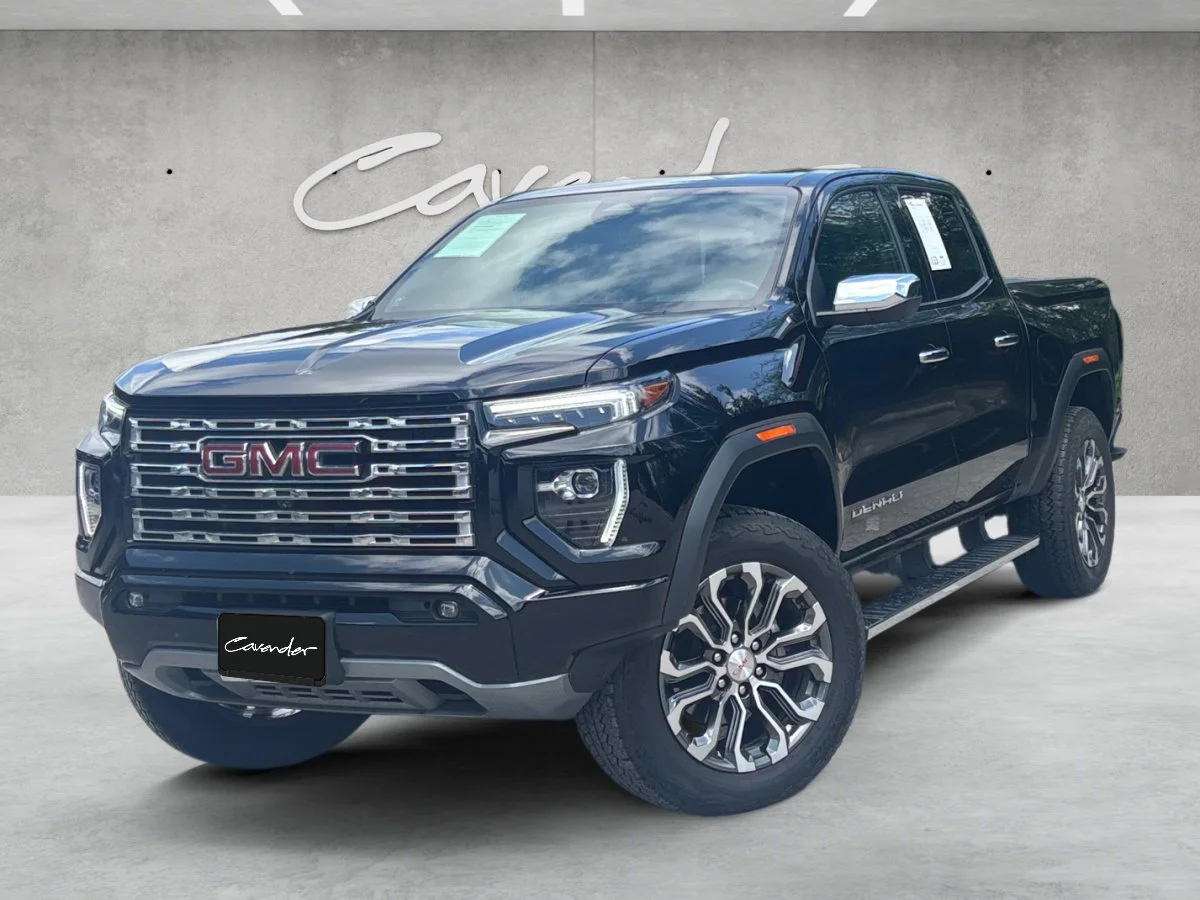 2025 GMC Canyon 4WD Denali Crew Cab Short Box's photo
