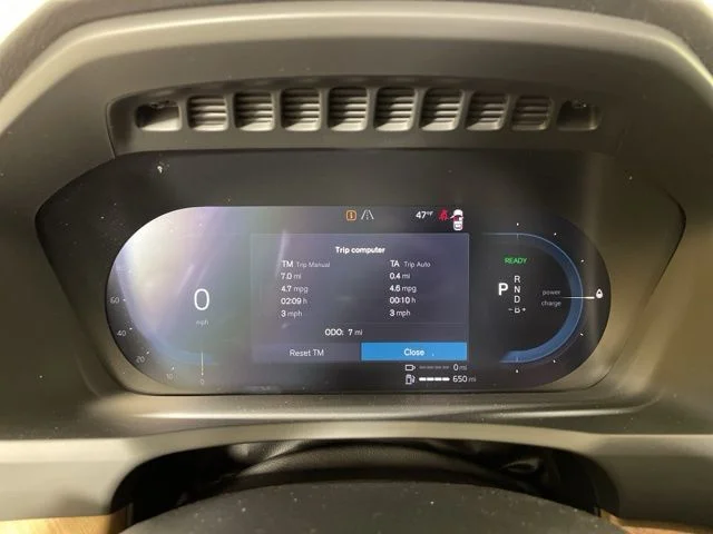 Certified Used 2025 Gray Metallic Volvo Plus image 28