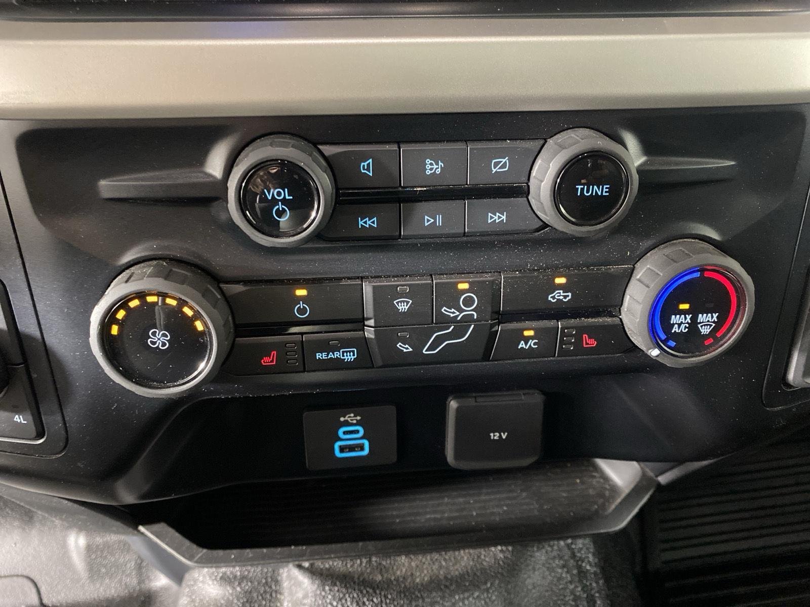 Used 2023 Black Metallic Ford XLT image 42