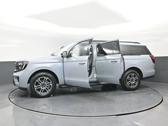 New 2026 Glacier Gray Metallic Tri-Coat Ford MAX Active image 31