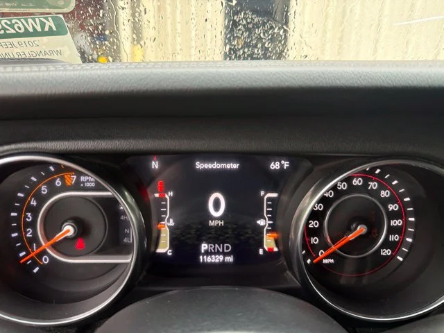 Used 2019 Black Jeep Unlimited Sahara image 24