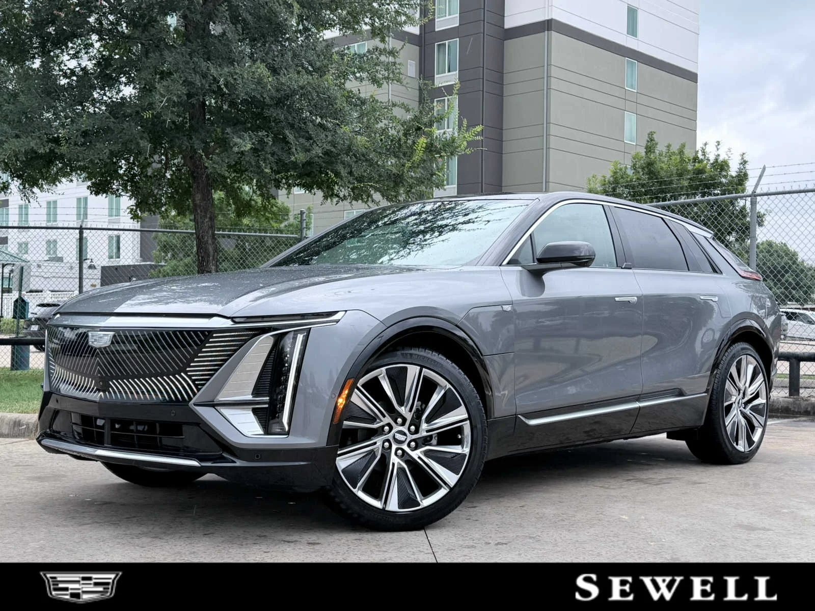 2023 Cadillac Lyriq Luxury RWD's photo