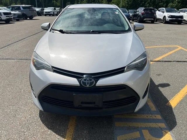 Used 2018 Classic Silver Metallic Toyota LE image 8