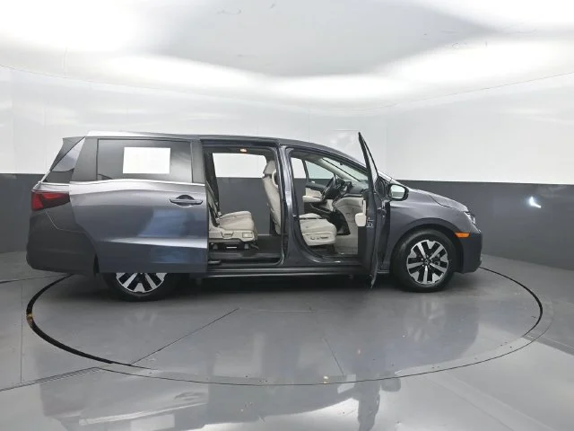 Used 2025 Gray Honda EX-L image 31