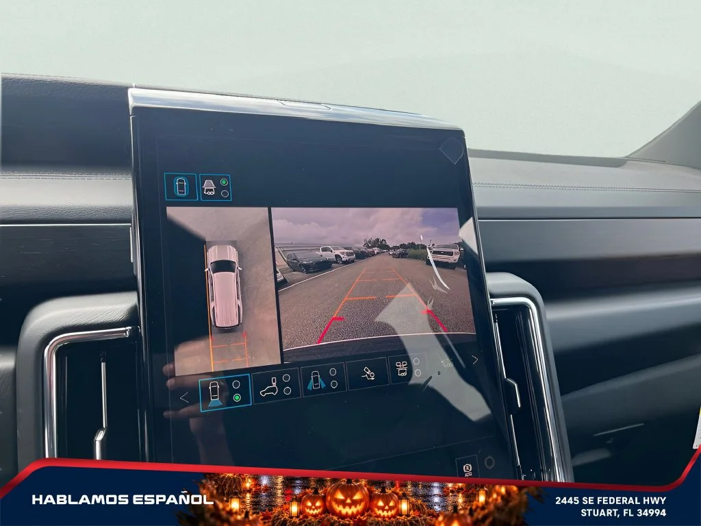 New 2026 Glacier White Tricoat GMC Denali image 32