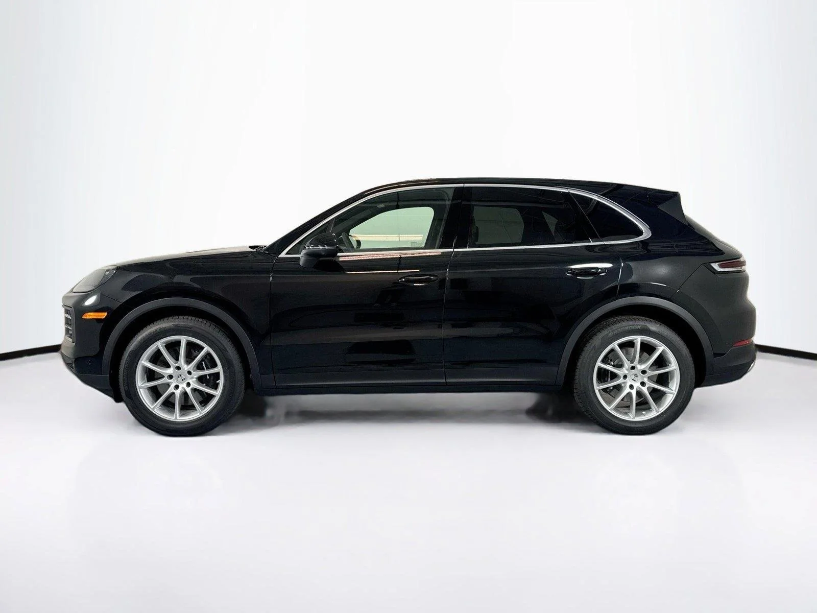 New 2026 Chromite Black Metallic Porsche  image 2
