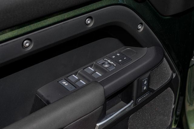 New 2026 Woolstone Green Land Rover S image 55