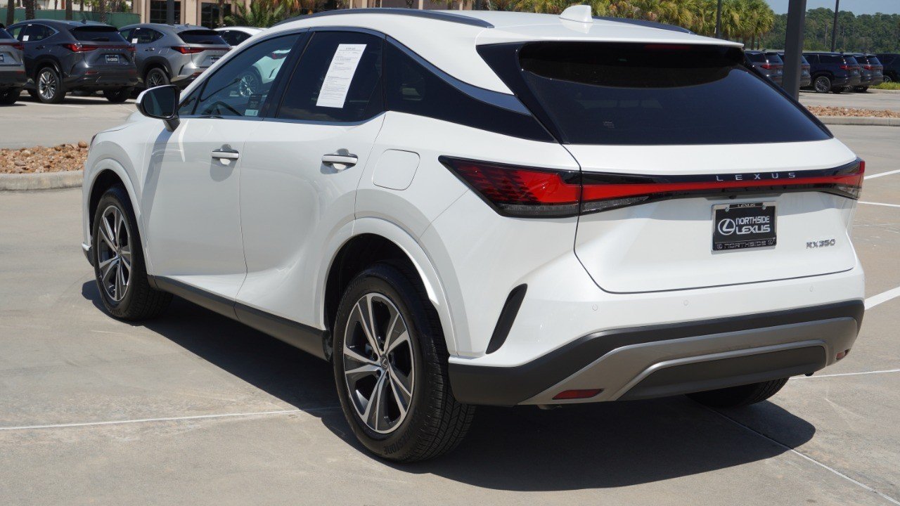 Used 2025 White Lexus RX 350 Premium image 8