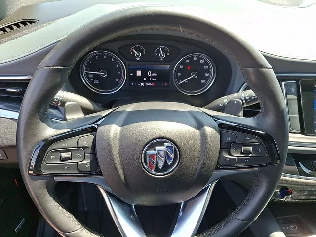Used 2023 Red Buick Essence image 20