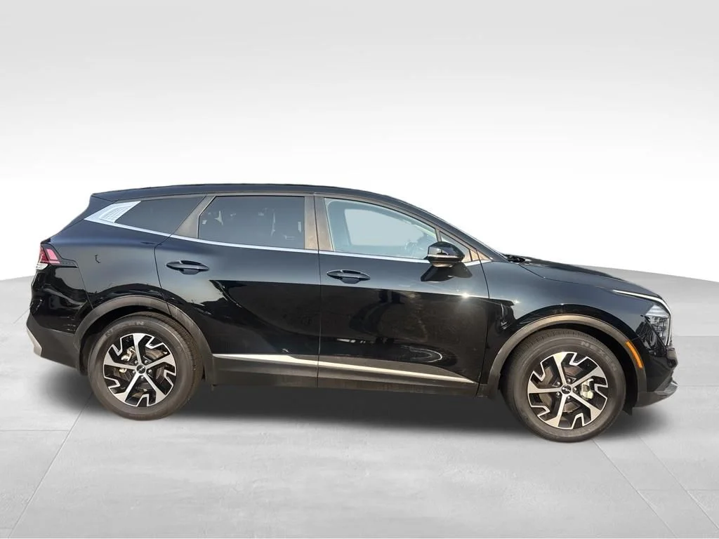 Used 2024 Black Kia EX image 9