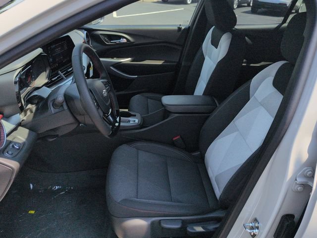 2026 Chevrolet Trax RS - Photo 22