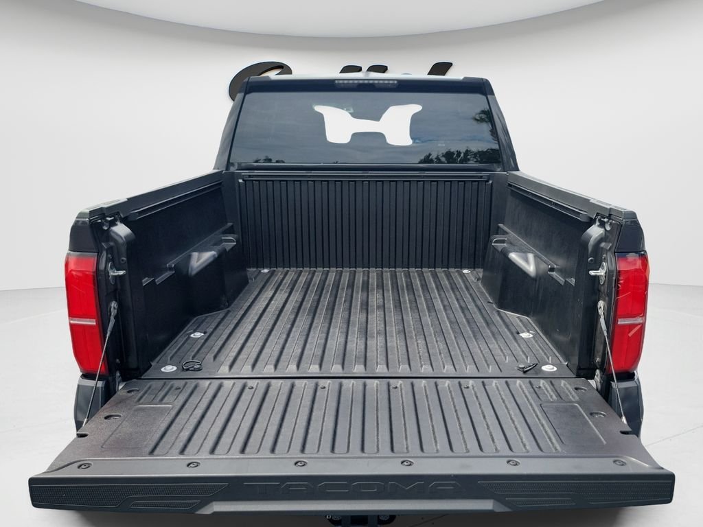 2024 Toyota Tacoma SR5 - Photo 9