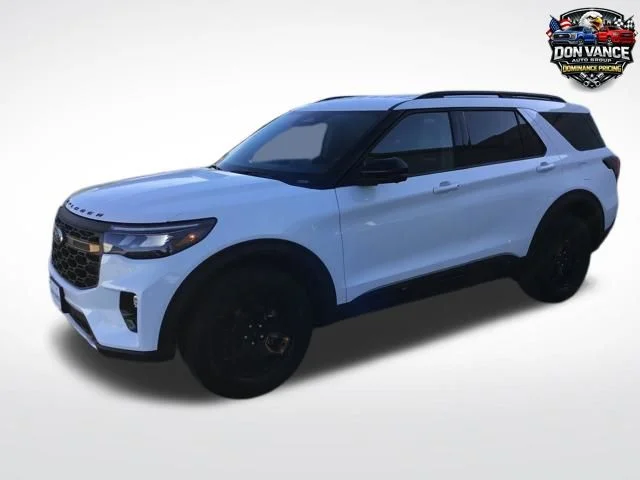 New 2026 Star White Metallic Tri-Coat Ford Tremor® image 1