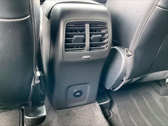 Used 2024 Silver Ford ST-Line image 28