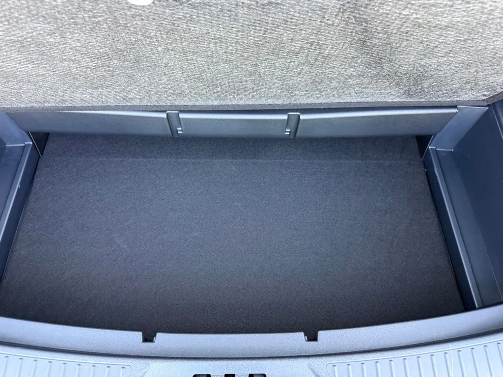 New 2026 Carbonized Gray Metallic Ford Active image 45