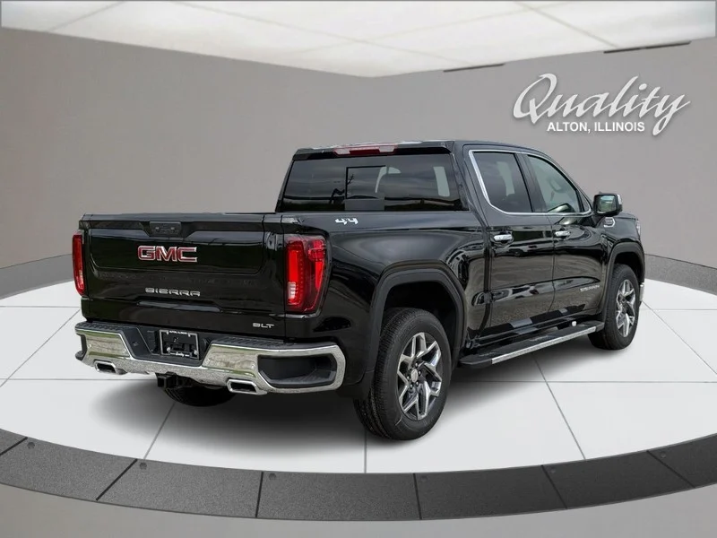 New 2026 Onyx Black GMC SLT image 4