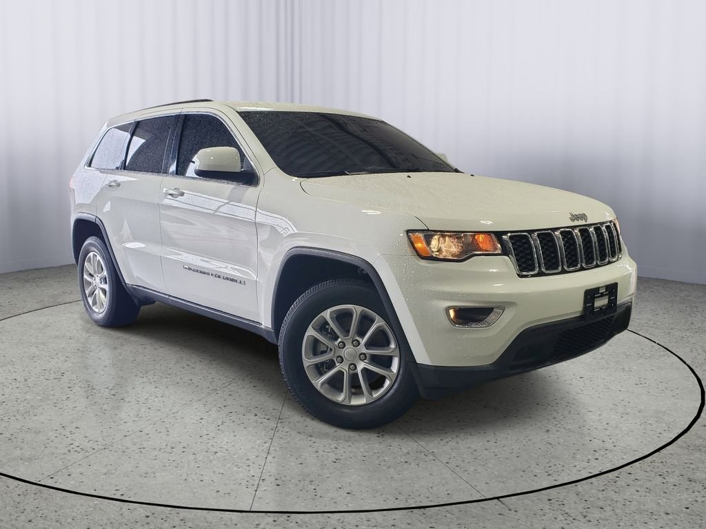 2022 Jeep Grand Cherokee Laredo E 4WD's photo
