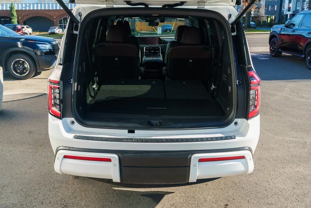 New 2026 Aspen White TriCoat Nissan Platinum image 8