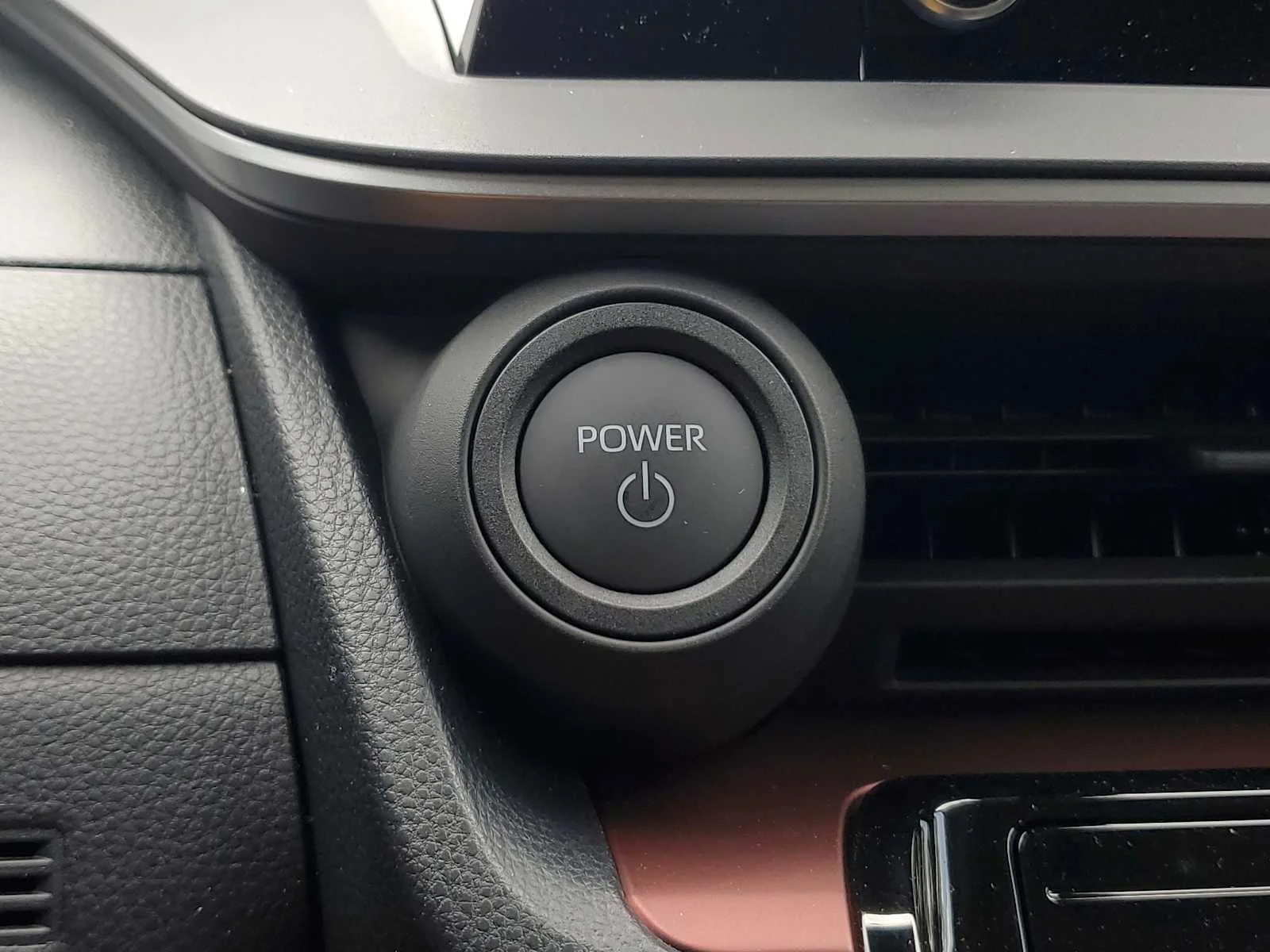 New 2026 Wind Chill Pearl Toyota SE image 27