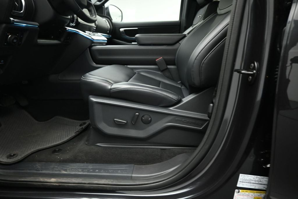 New 2026 Dark Matter Gray Metallic Ford Platinum image 10