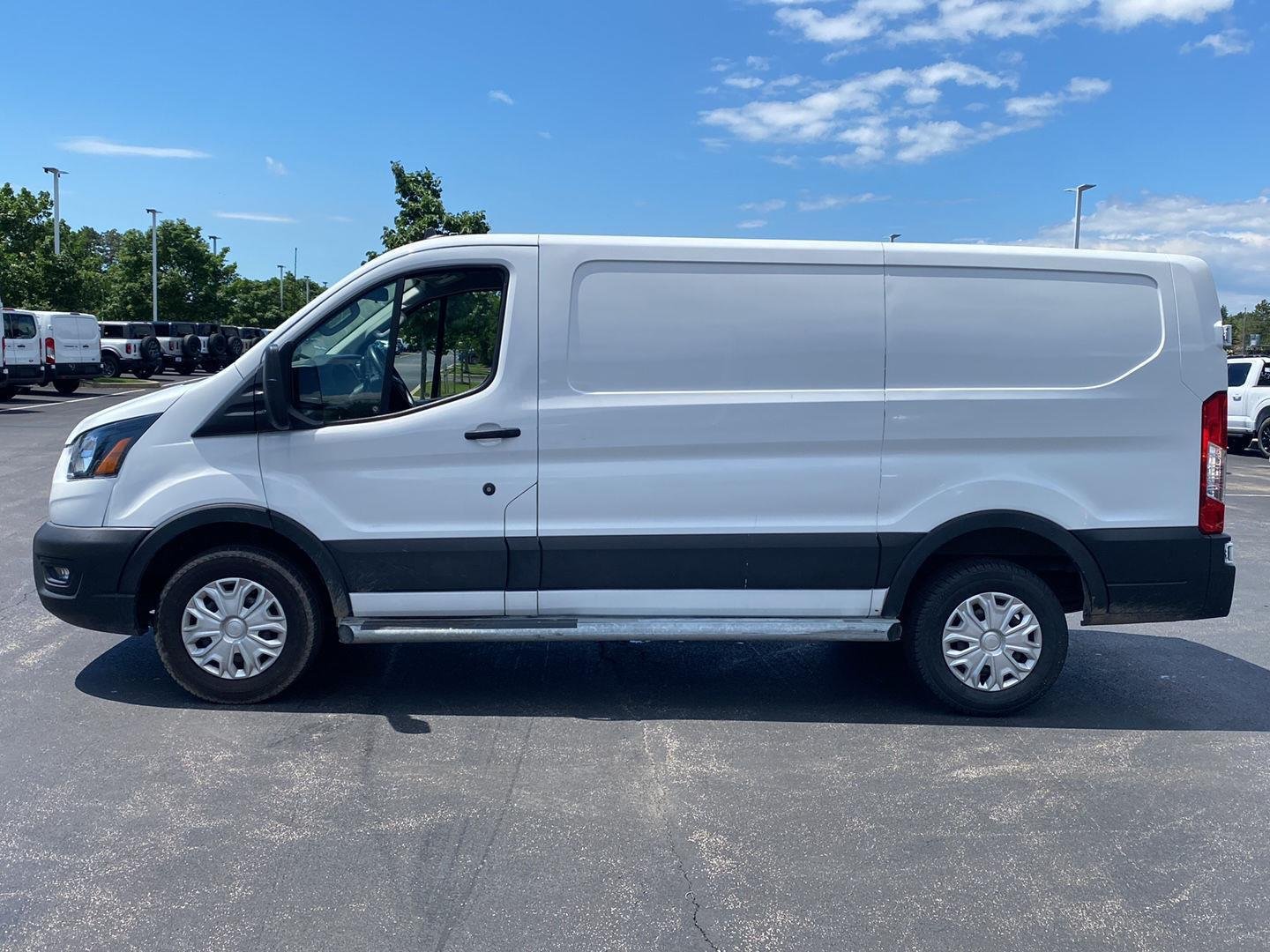 Used 2023 Oxford White Ford 250 image 6