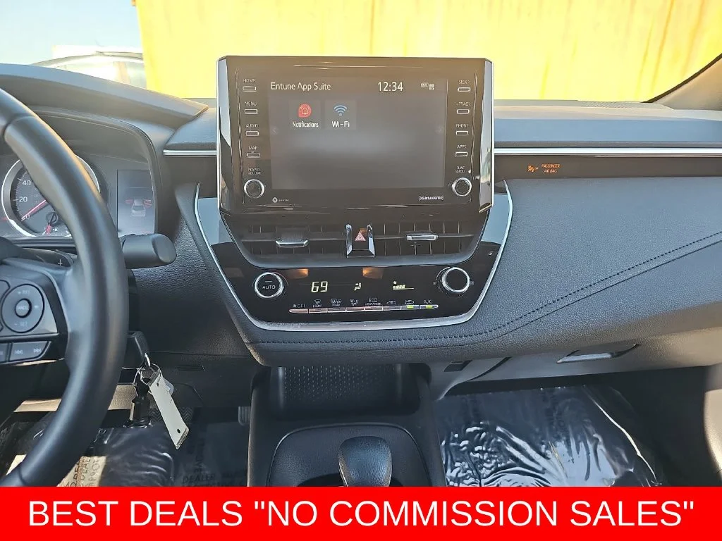Used 2021 Blue Toyota SE image 19