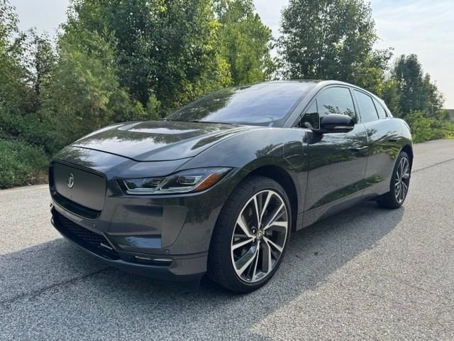 Used 2024 Carpathian Gray in Satin Finish Jaguar HSE image 1
