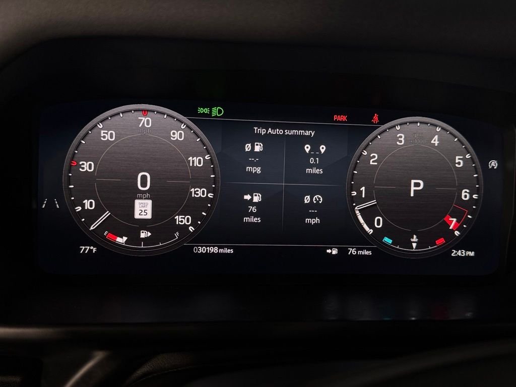 2024 Land Rover Defender X-Dynamic SE - Photo 18