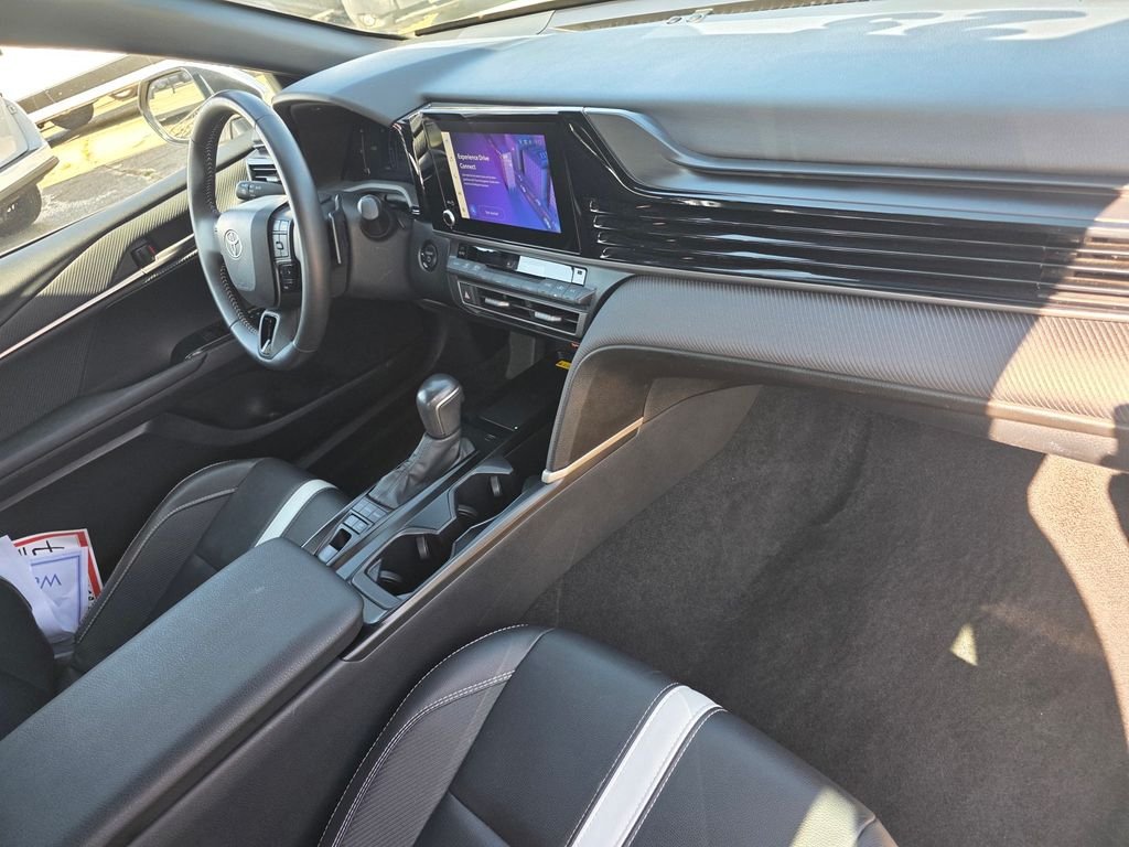 Used 2025 White Toyota SE image 23