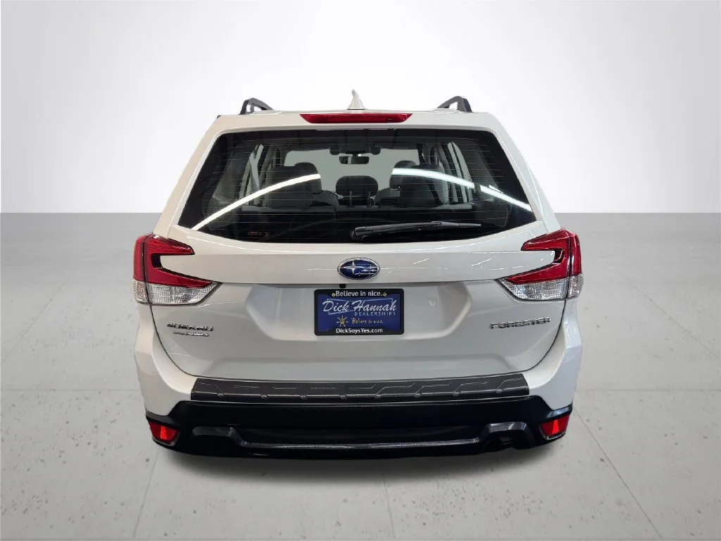 Used 2021 White Subaru Base image 5