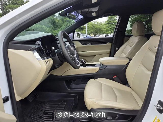 Used 2017 White Cadillac Base image 9