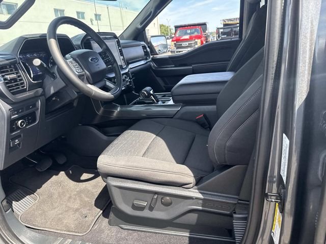Used 2023 Carbonized Gray Metallic Ford XLT image 24