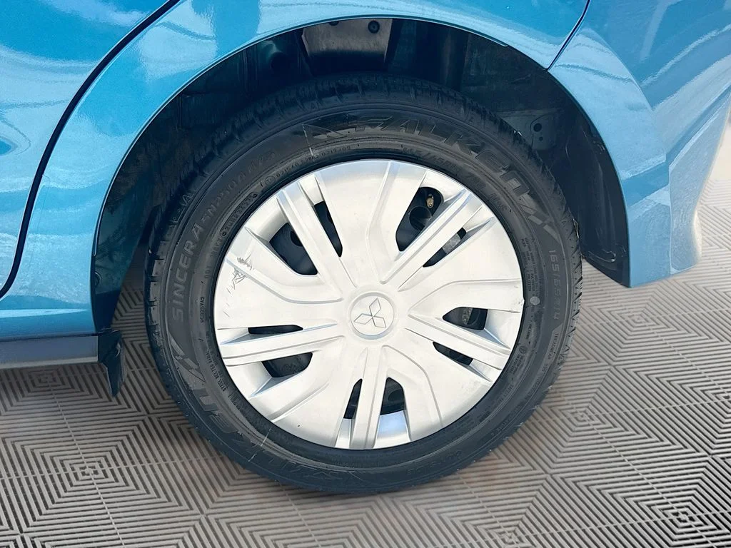 Used 2024  Mitsubishi ES image 30