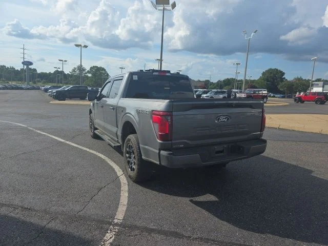 Used 2024 Gray Ford XLT image 5