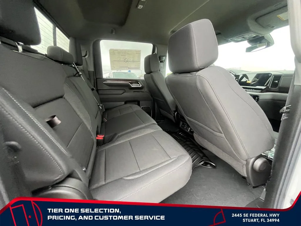 New 2026 Summit White GMC SLE image 17