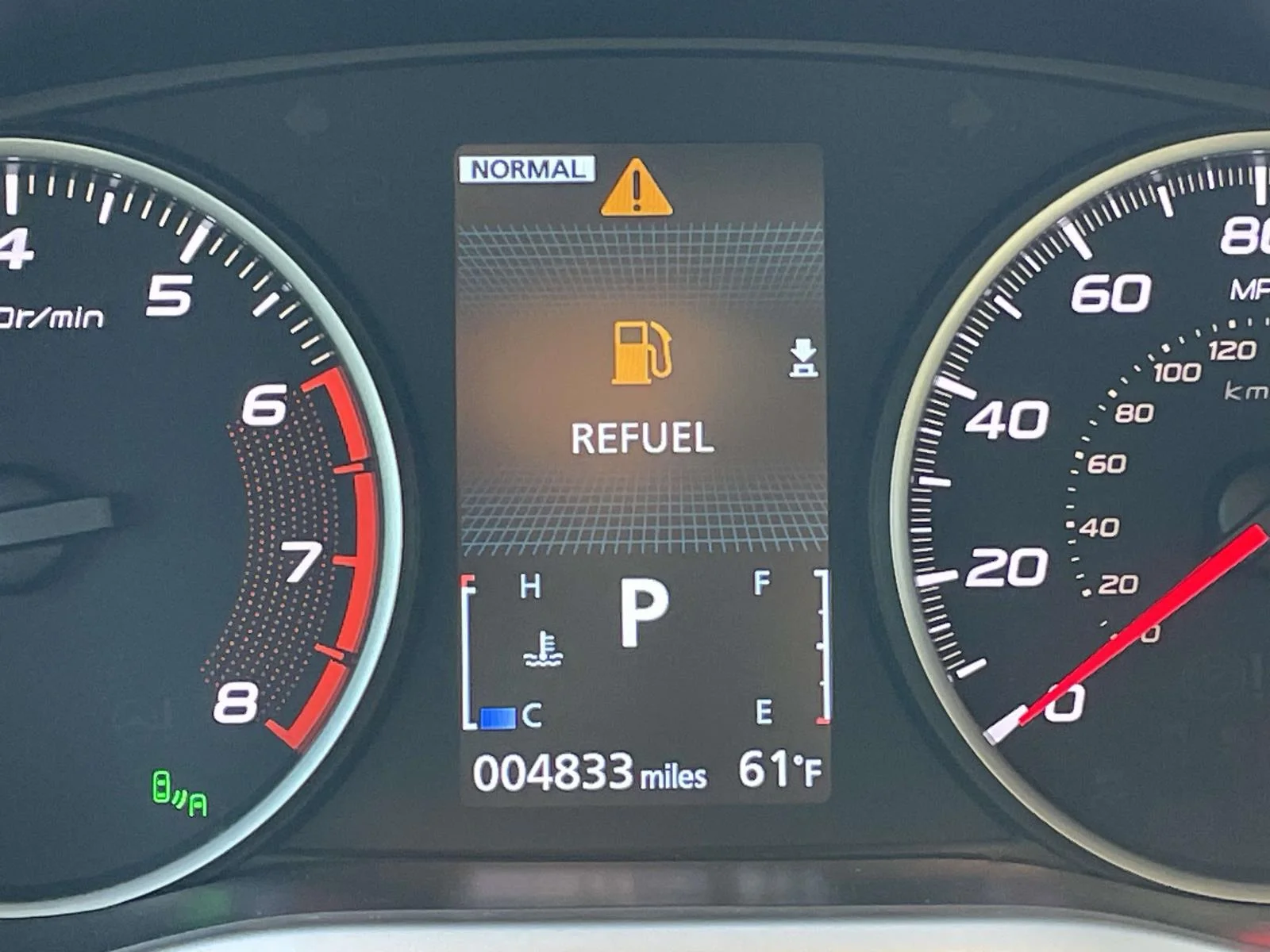 Used 2024 Mercury Gray Metallic Mitsubishi SEL image 15