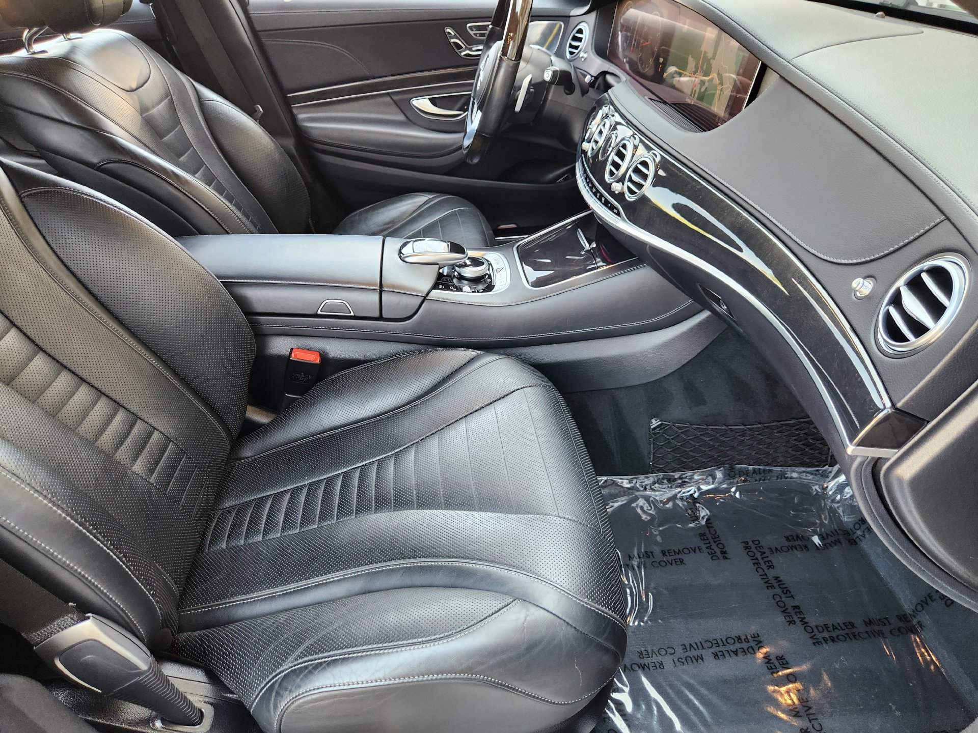 Used 2020 Magnetite Black Metallic Mercedes-Benz S 560 image 3