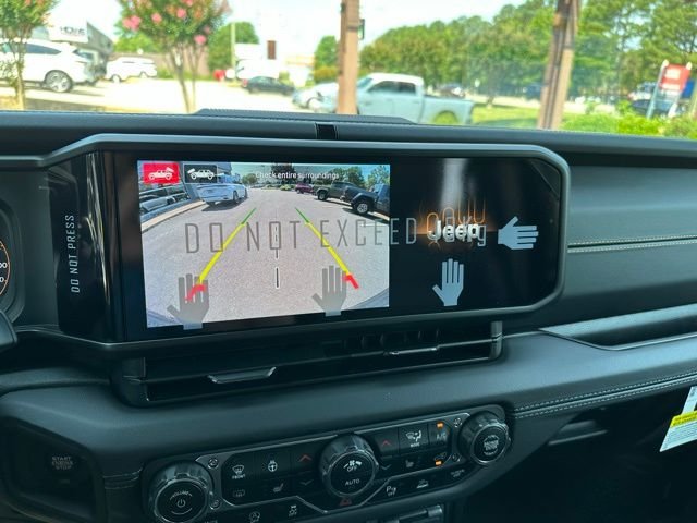 2025 Jeep Wrangler 4-Door Sahara - Photo 29